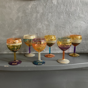 Handbeschilderde wijnglaasjes 6 stuks