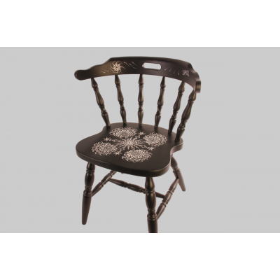 Vintage stoel dot art 03