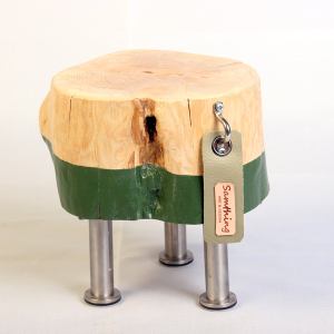 Bijzettafel/ krukje boomstam 26